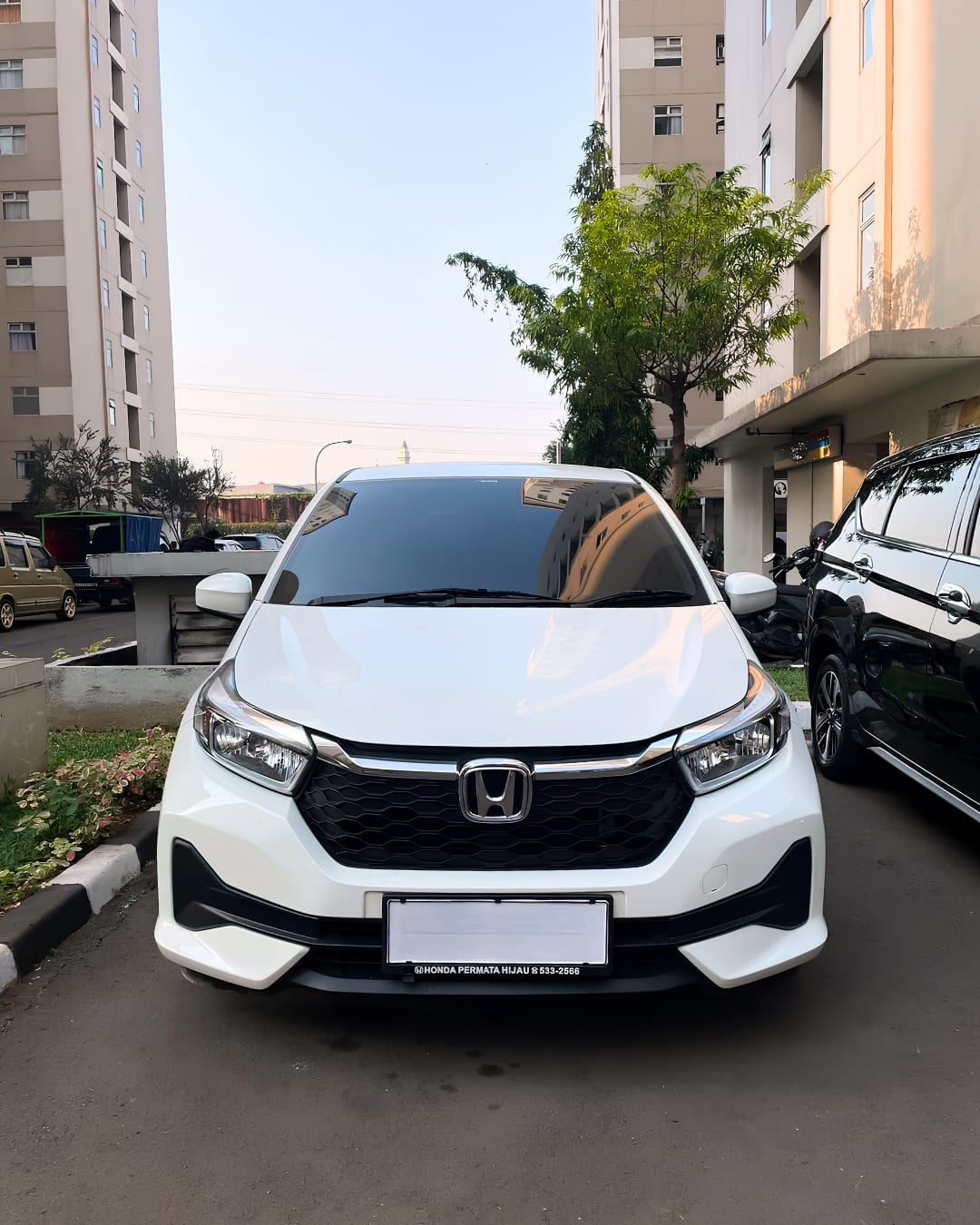 Honda Brio Putih E Satya 2026